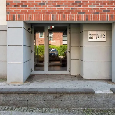 Lägenhet Stylish With Balcony & Parking Old Town By Renters *