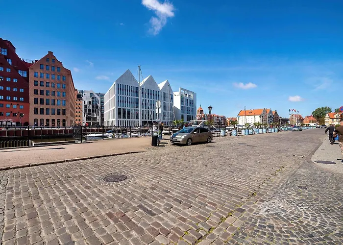 Stylish With Balcony&parking Old Town By Renters Apartament Gdańsk