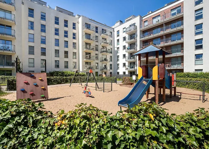 Stylish With Balcony&parking Old Town By Renters Gdańsk