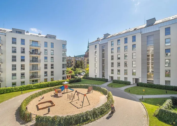 Апартаменты Stylish With Balcony & Parking Old Town By Renters Гданьск