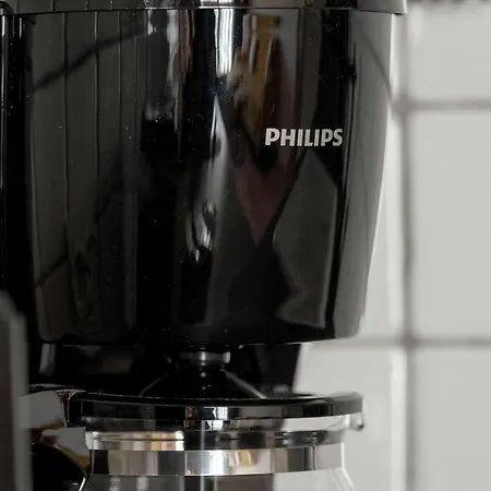 Stylish With Balcony & Parking Old Town By Renters Daire