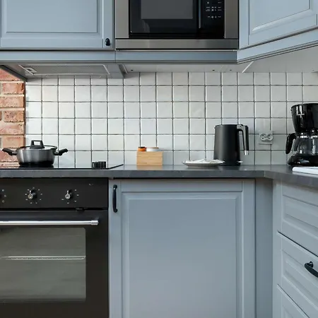 Stylish With Balcony & Parking Old Town By Renters Daire Gdansk